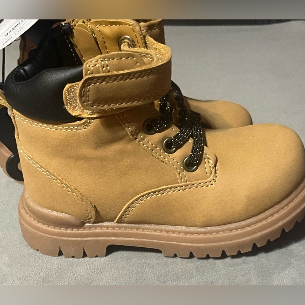 NWT Wonder Nation Tucker Toddler Boys Wheat Hiking Boots Size 8 Memory Foam - Picture 10 of 11